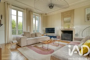 Mansion in Maisons-Laffitte (78600)