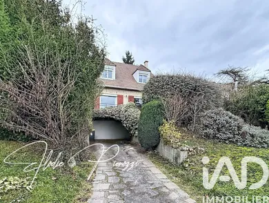 Maison à Vaux-sur-Seine (78740)