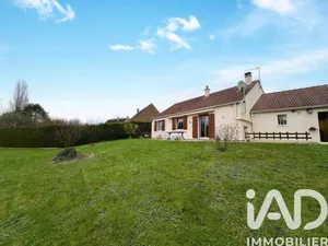 Traditional house in Villeneuve-la-Guyard (89340)