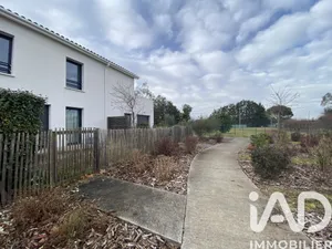 Appartement à Saint-Médard-en-Jalles (33160)