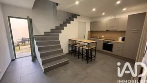 Maison de village à Saint-Gilles (30800)