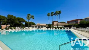 Studio à Saint-Raphaël (83700)