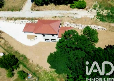 Maison à Saint-Hilaire-du-Rosier (38840)