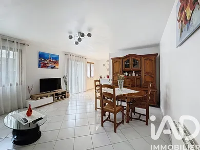 Townhouse in Houilles (78800)