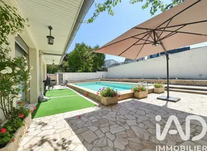 House in Noisy-le-Grand (93160)