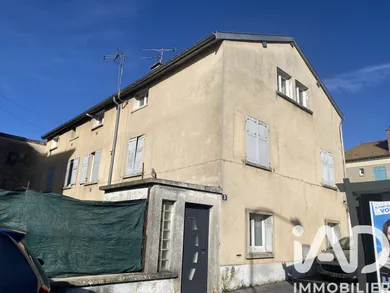 Immeuble à Châlons-en-Champagne (51000)