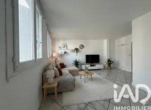 Apartment in Paris (75018)