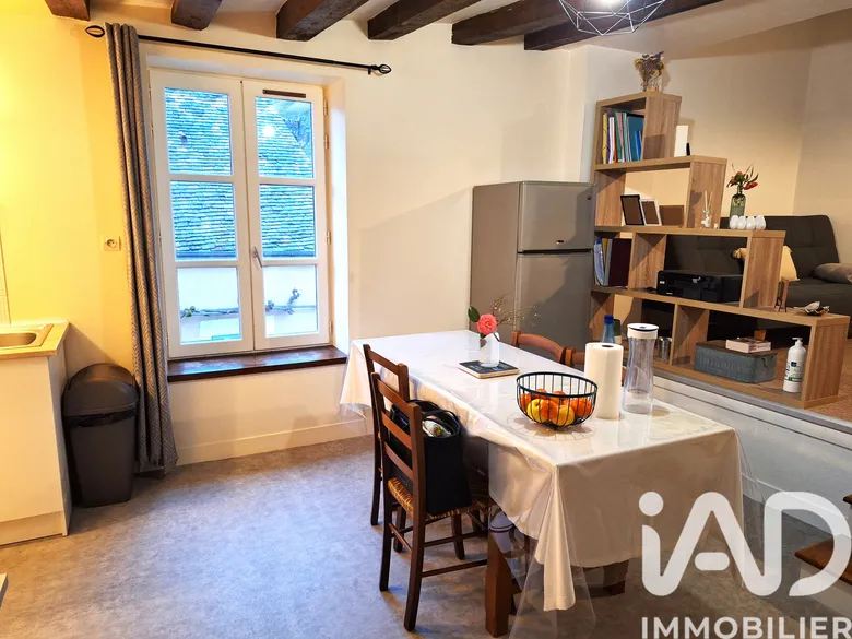 Immeuble 111 m² · à Mézières-en-Brenne · 111 m² · 85 000 €