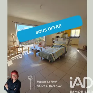 Maison traditionnelle à Saint-Alban-d'Ay (07790)