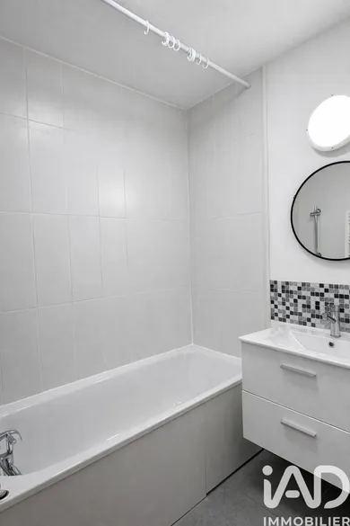 Apartment in Noisy-le-Grand (93160)