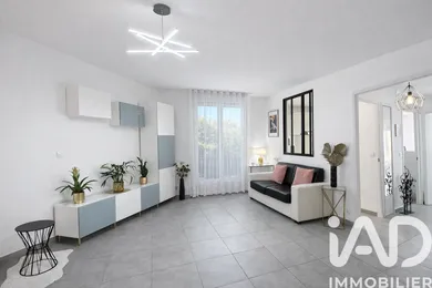 Apartment in Noisy-le-Grand (93160)