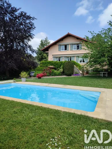 Maison à Saint-Cyr-au-Mont-d'Or (69450)