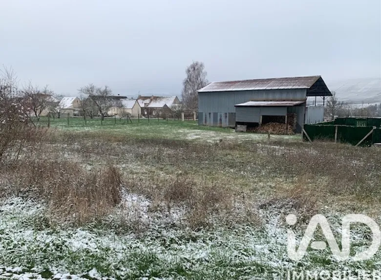 Terrain 887 m² · à Blesmes · 49 000 €