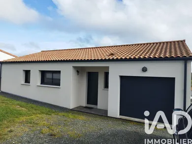 Maison traditionnelle à Treize-Vents (85590)