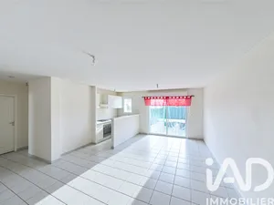 Apartment in Soyaux (16800)