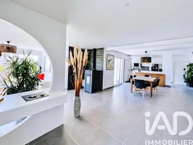 Maison d'architecte à Bouleuse (51170)