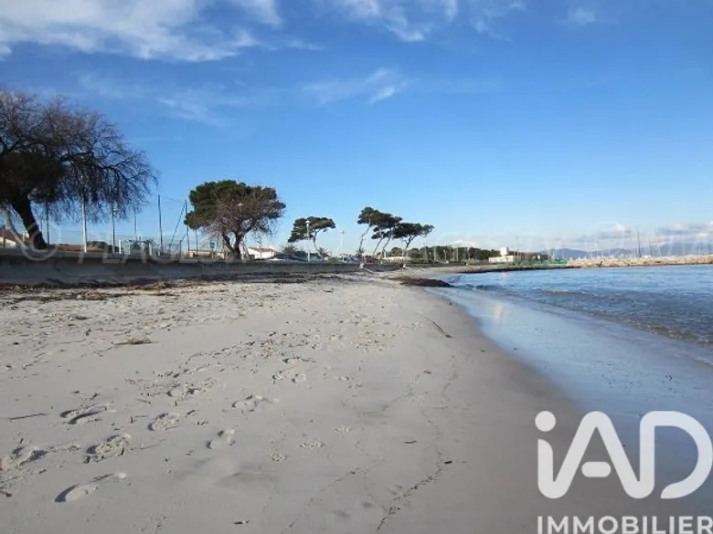 Maison 5 pièces 100 m² · à Hyères · 100 m² · 749 000 €