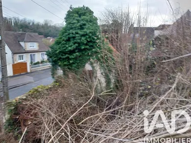 Terrain à bâtir à Crépy-en-Valois (60800)