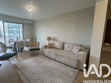 Apartment in Le Cannet (06110)