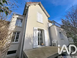 House in Poissy (78300)