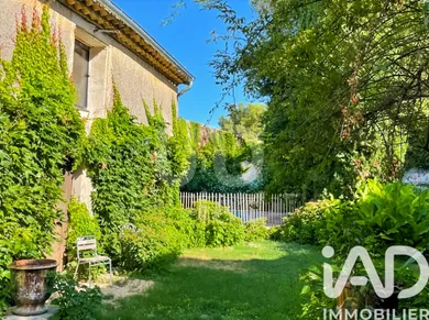 Maison de village à Bernis (30620)