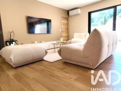 Maison à Hyères (83400)