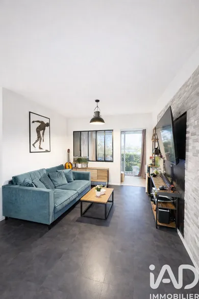 Apartment in Fontenay-le-Fleury (78330)