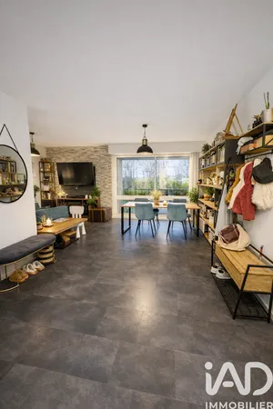 Apartment in Fontenay-le-Fleury (78330)