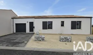 House in Saint-Romain-de-Benet (17600)