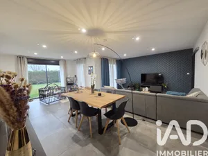 House in Saint-Romain-de-Benet (17600)