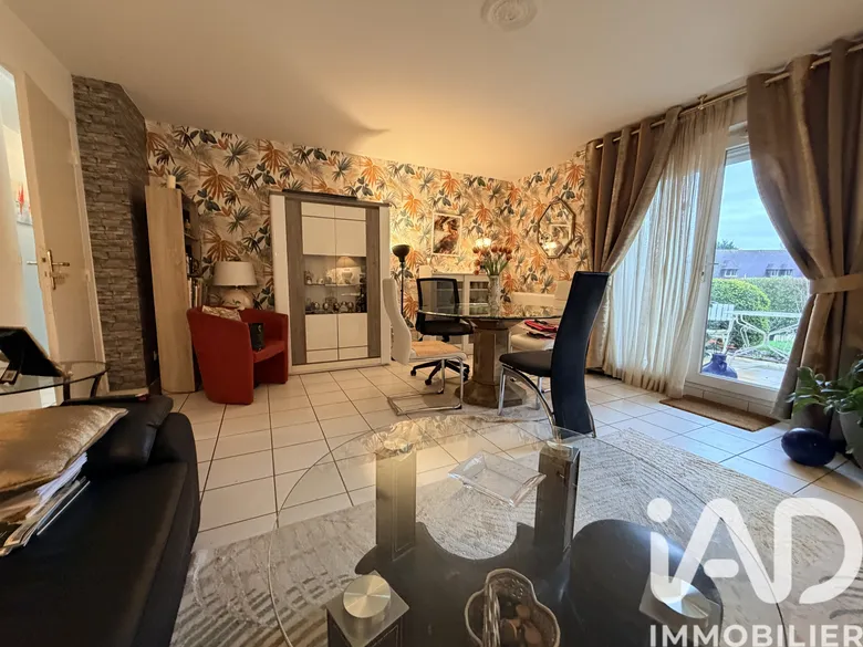 Appartement 4 pièces 74 m² · à Saint-Arnoult · 74 m² · 350 000 €