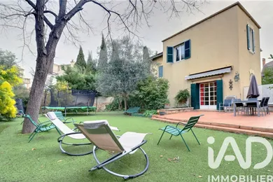 Mansion in Marseille (13008)