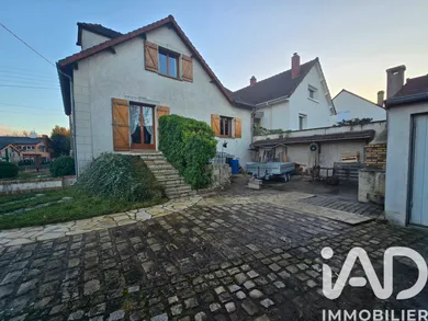 Maison à Sainte-Geneviève-des-Bois (91700)