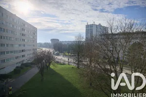 Apartment in Ris-Orangis (91130)