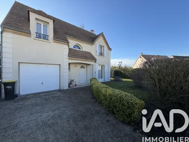 Maison traditionnelle à Cheptainville (91630)