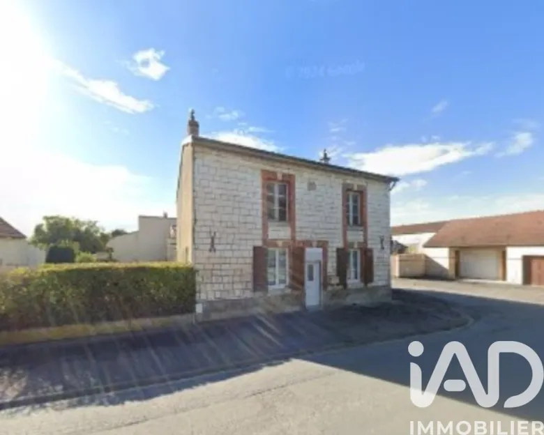 Maison 5 pièces 135 m² · à Vouzy · 135 m² · 119 500 €