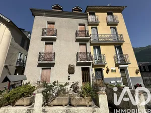 Building in Cauterets (65110)