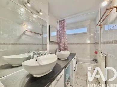Apartment in Nîmes (30000)