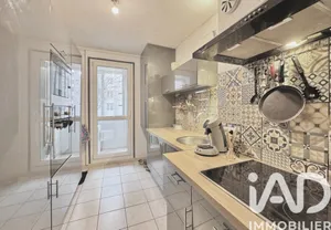 Apartment in Nîmes (30000)