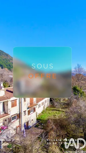 Appartement à Gilette (06830)