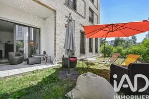 Apartment in Asnières-sur-Seine (92600)