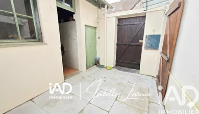 Maison de village à Aincourt (95510)