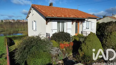 Detached house in Parthenay (79200)