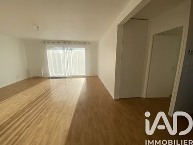 Duplex in Saint-Avé (56890)