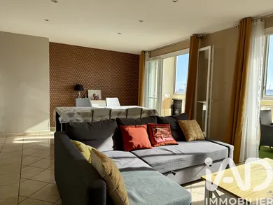 Apartment in Toulon (83000)