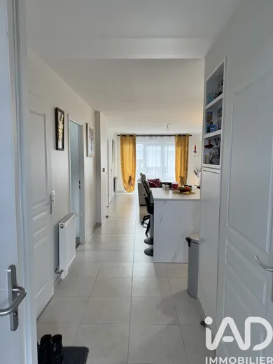 Apartment in Cannes-Écluse (77130)