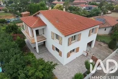 Maison à Moissac (82200)