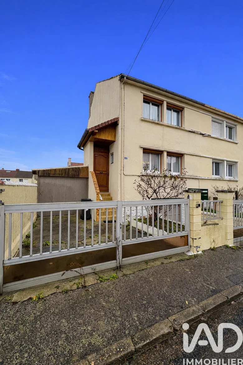 Maison 4 pièces 90 m² · à Saint-Étienne-du-Rouvray · 90 m² · 159 900 €