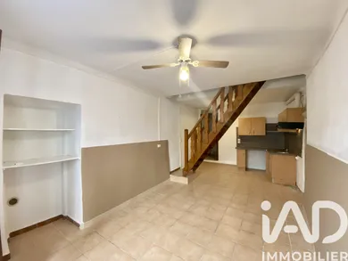 Townhouse in Noves (13550)