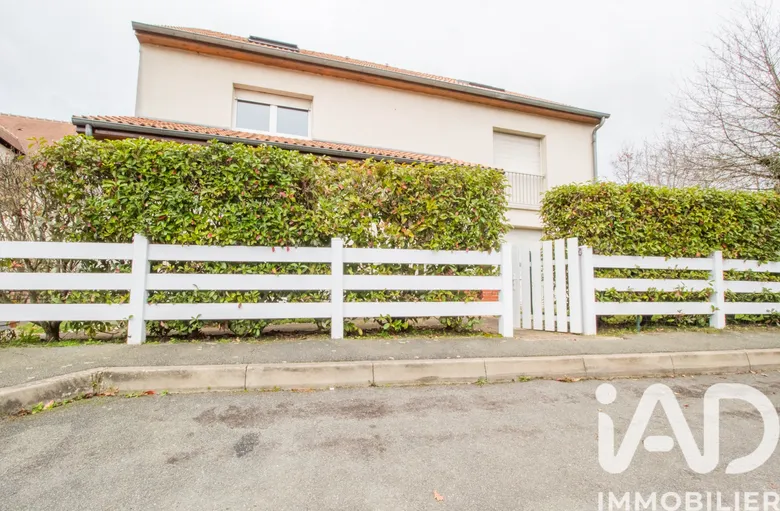 Appartement 3 pièces 68 m² · à Orléans · 67,9 m² · 130 000 €